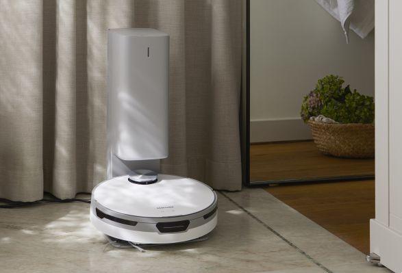 Samsung Jet Bot Ai +: intelligent animal-friendly robot vacuum cleaner