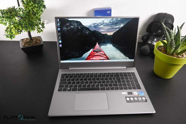 Avaliação do Medion Akoya S17405: Um laptop balanceado