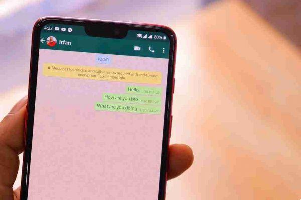 How to increase the font size on Whatsapp