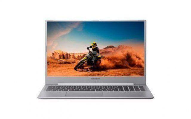 MEDION Akoya S17405 and E16401: all the power you need in a laptop PC