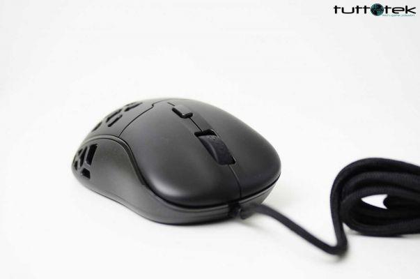 Revisión de AOC GM510: mouse para juegos súper liviano